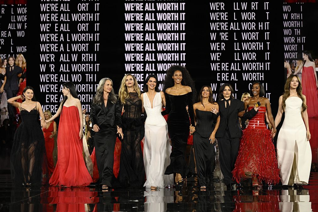 © IPA  | A Parigi sfilata show con 70 ambasciatrici di bellezza per l'ottava edizione di "Le Défilé L'Oréal Paris": Kendall Jenner