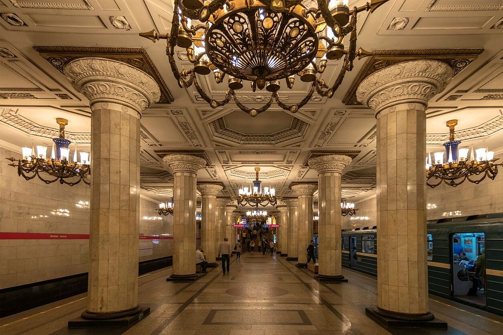 © Istockphoto  |  Napoli, Stazione Toledo 