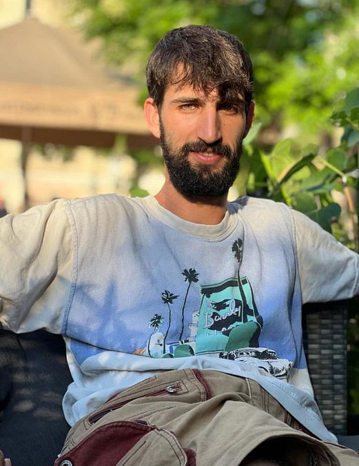 © Tgcom24  | Gli ultimi due ostaggi restituiti da Hamas, Muhammad el-Atrash e Inbar Haiman