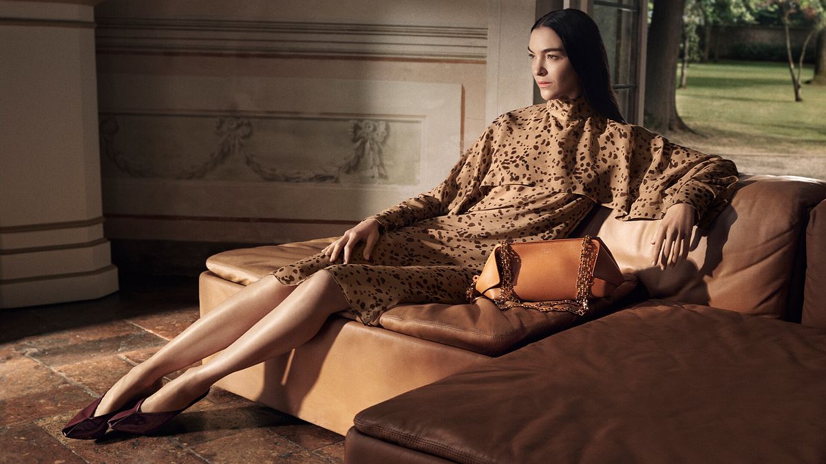 © Ufficio stampa  | 	Alcune delle borse più iconiche di Louis Vuitton nella nuova campagna autunno inverno 2025 con Emma Stone, ambassador della maison (credit: Ethan James Green)