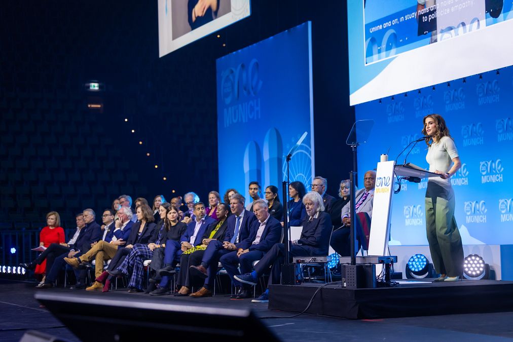 © IPA  | Rania di Giordania in abito verde a Roma in occasione del bilaterale tra la premier Giorgia Meloni e re Abdullah II di Giordania