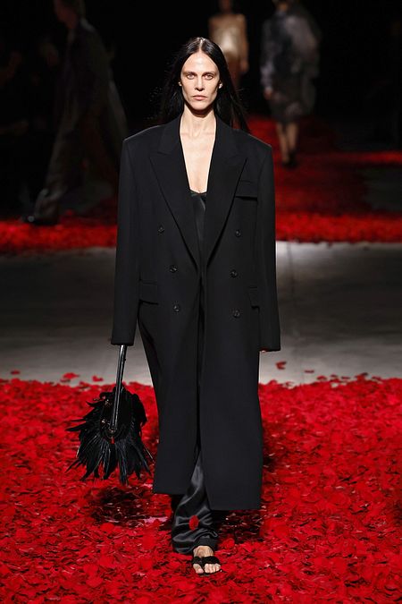 © Catwalk Pictures  | Cappotti autunno inverno 2025: Ferragamo