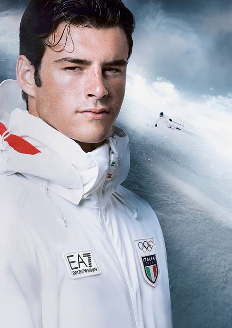 © Ufficio stampa  | EA7 Emporio Armani ha presentato la collezione ispirata alle divise ufficiali dell'Italia Team per Milano Cortina 2026