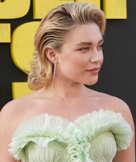 © IPA  | Semi-raccolto sofisticato e dal tocco vintage per Gigi Hadid al Met Gala 2025