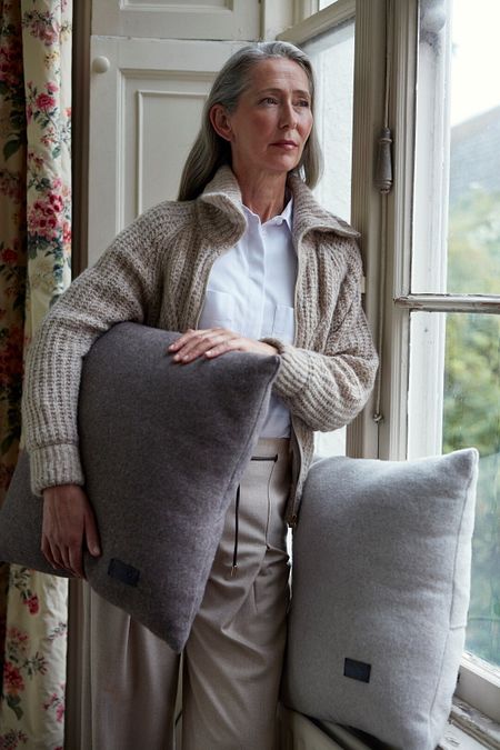 © Ufficio stampa  | Herno ha lanciato la sua linea home, Herno Habita. La collezione viene presentata con un primo capitolo inaugurale: The Holiday Living