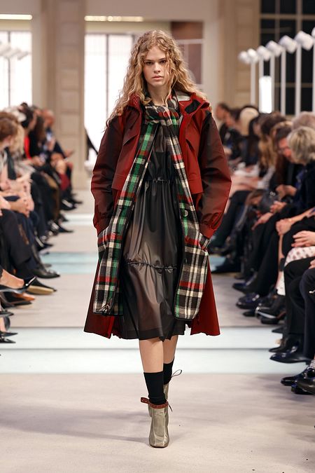 © Catwalk Pictures  | Il tartan nelle sfilate della moda inverno 2025-2026: Louis Vuitton