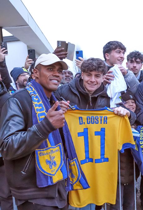 © italyphotopress  | Douglas Costa al Chievo Verona