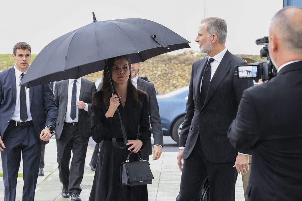 © IPA  | Huelva, l'arrivo dei sovrani di Spagna - la regina Letizia e re Felipe VI - alla messa in memoria delle vittime dell'incidente ferroviario di Adamuz