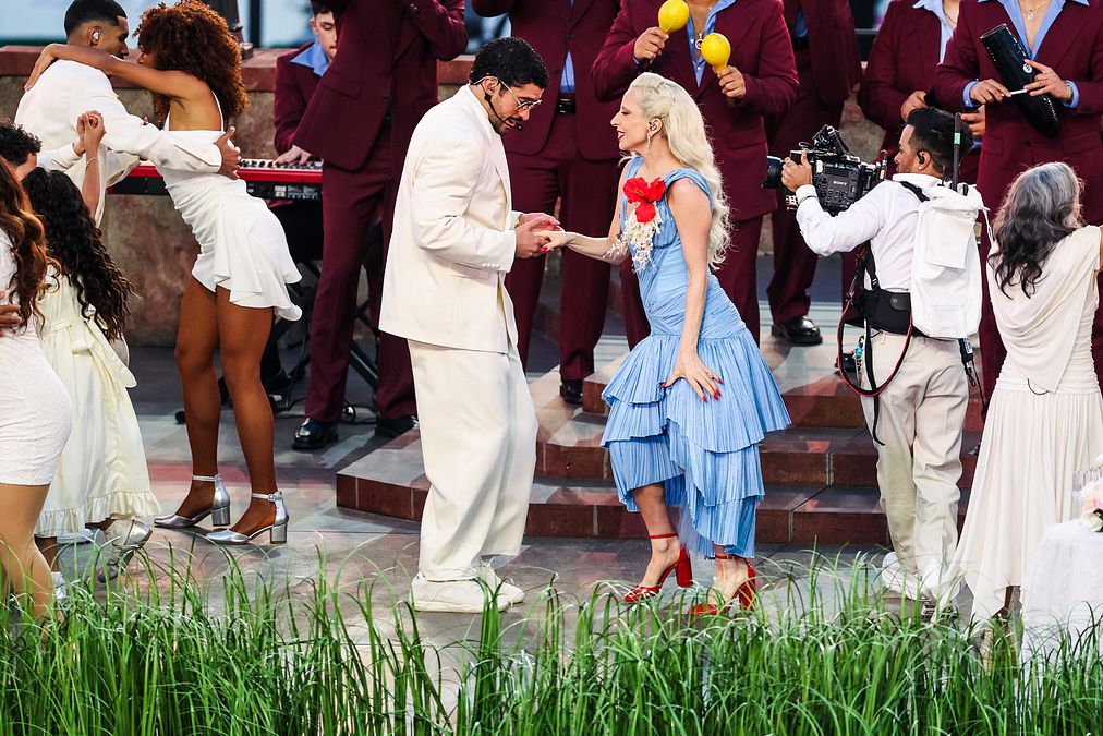 © IPA  | Lady Gaga e Bud Bunny nell'Halftime Show del Superbowl 2026