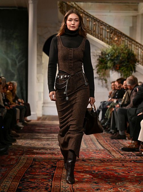 © IPA  | Ralph Lauren, collezione donna autunno 2026. Nella foto, Gigi Hadid