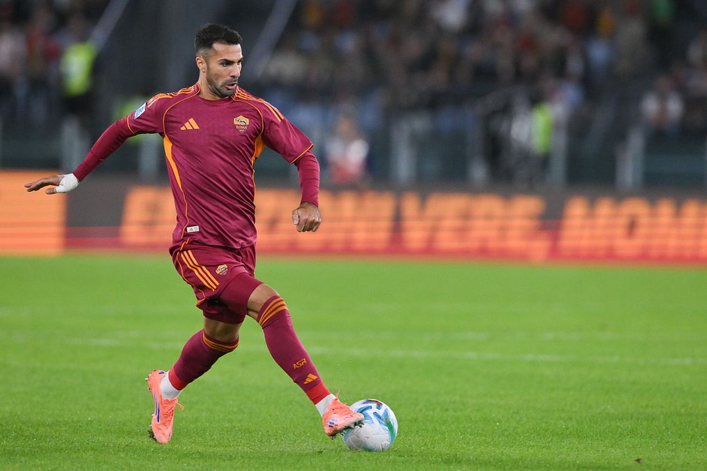 © italyphotopress  | Zeki Celik in scadenza a giugno: la Roma offre 2,8 milioni di stipendio, lui ne chiede 3,8 con la Juve in pole position