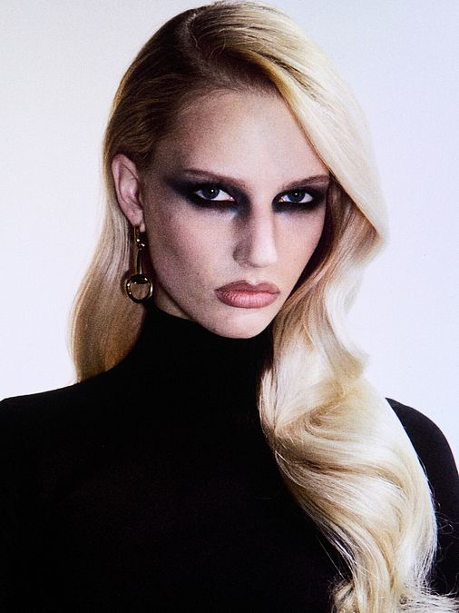 © Catwalk Pictures  | Make up trend, il trucco sexy chic dalla sfilata Gucci Primavera. Nella foto, Kate Moss