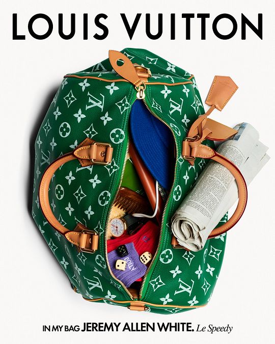 © Afp/Afp/IPA  | "In My Bag" di Louis Vuitton: la nuova campagna svela il contenuto delle borse di star e celebs. Tra i protagonisti, Jeremy Allen White, LeBron James, Jackson Wang e altri ambassador e amici della maison
