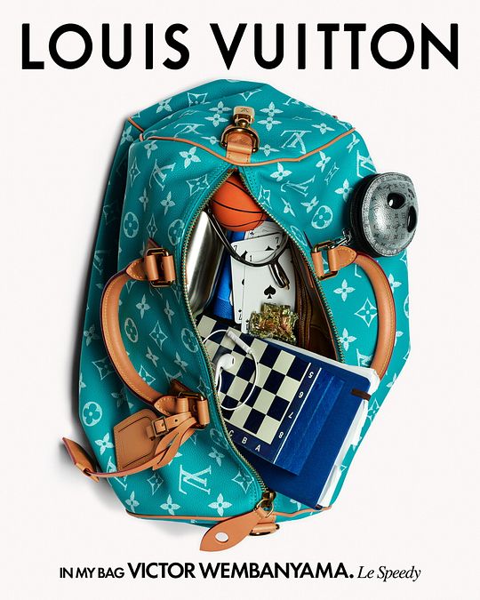 © Afp/Afp/IPA  | "In My Bag" di Louis Vuitton: la nuova campagna svela il contenuto delle borse di star e celebs. Tra i protagonisti, Jeremy Allen White, LeBron James, Jackson Wang e altri ambassador e amici della maison