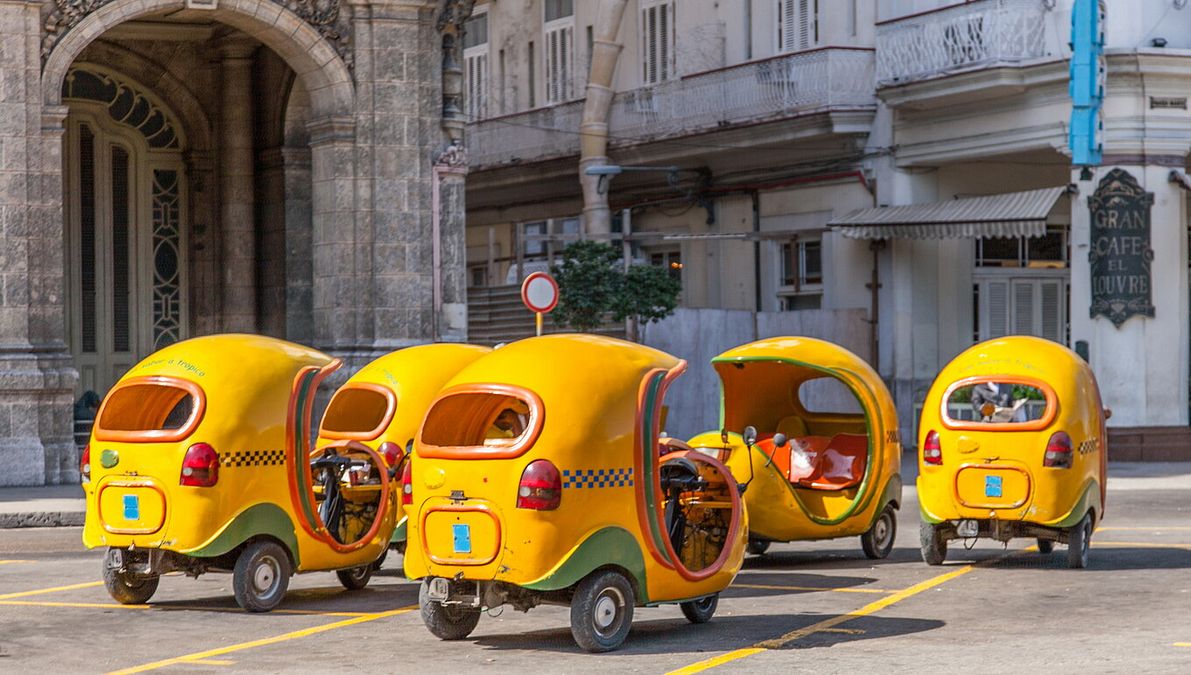 © Istockphoto  |  Camel Bus, L’Avana  