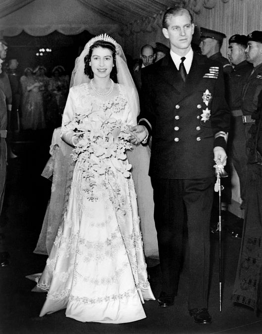 © Afp  | L'allora principessa Elisabetta d'Inghilterra e il principe Filippo nel giorno del loro matrimonio, il 20 novembre 1947, a Londra