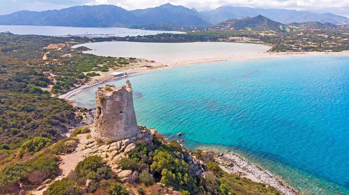 © Istockphoto  |  Porto Giunco, Villasimius, Sardegna 