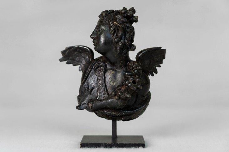 © Ufficio stampa  | Frammento di pagina miniata – inchiostro, tempera e oro su pergamena, XIII sec.