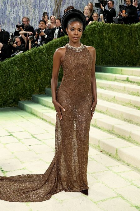 © Afp  | Naked dress, spacchi e nudità: Irina Shayk