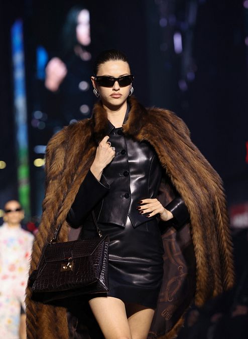© Afp  | GucciCore, la sfilata Gucci Cruise 2027 a New York: Paris Hilton