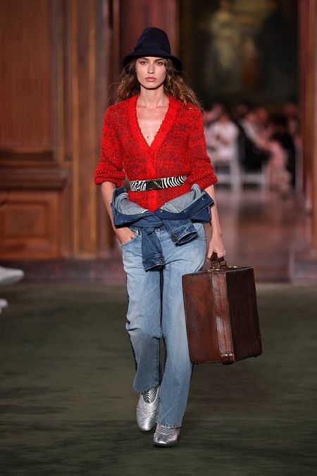 © Afp  | Louis Vuitton, i best look della collezione Cruise 2027
