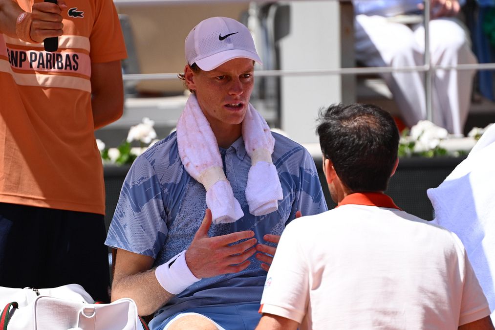 © Getty Images  | Roland Garros, problemi fisici per Sinner