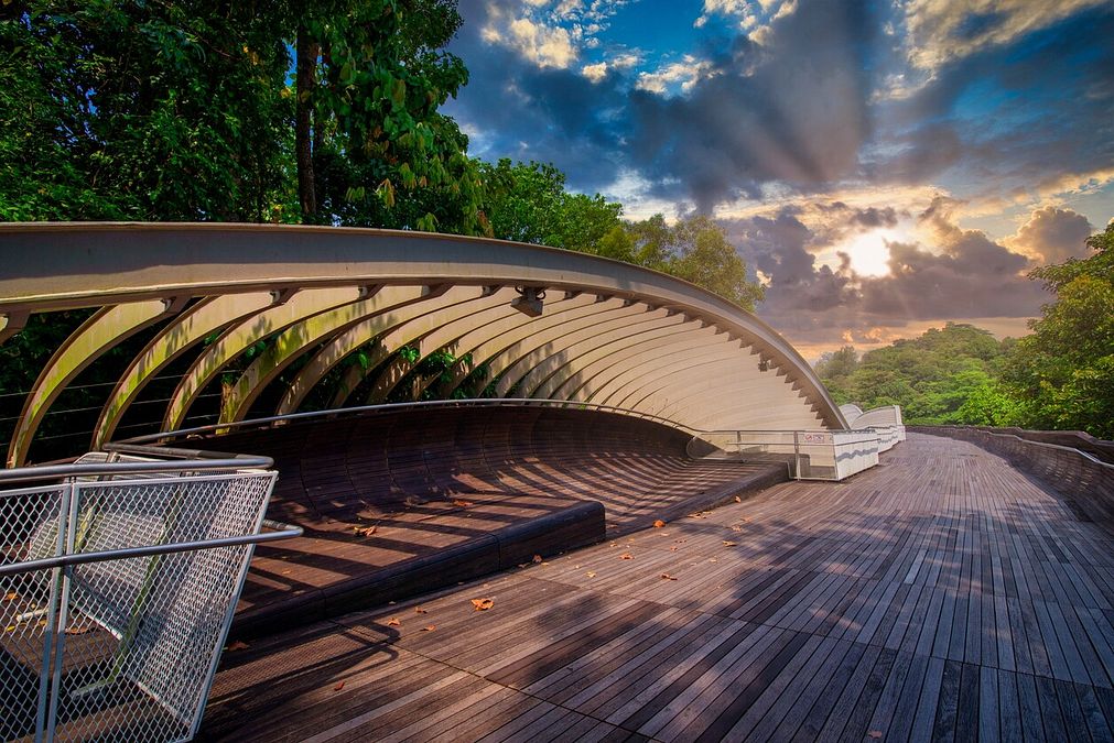 © Istockphoto  |  Laguna Garzón Bridge, Punta del Este, Uruguay 