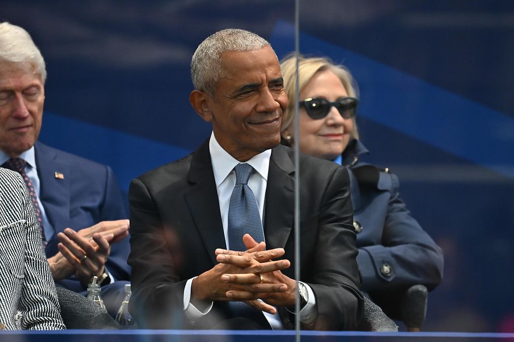 © Ansa  | Barack Obama in ascolto