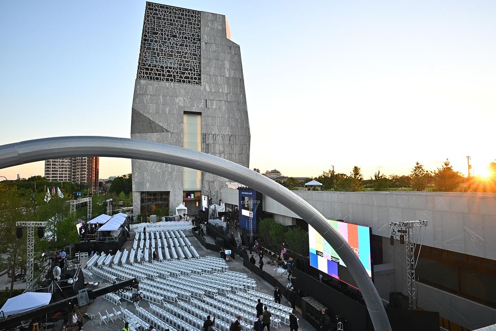 © Ansa  | Barack Obama in ascolto