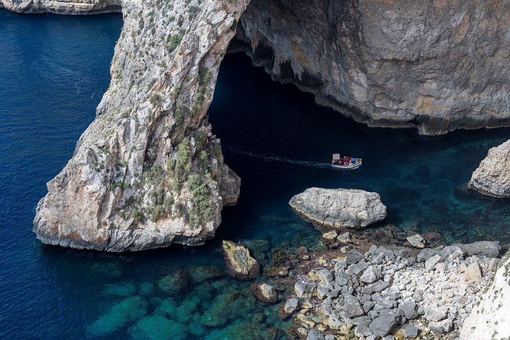 © Istockphoto  |  Cuevas de Mármol, Lago General Carrera, Cile 