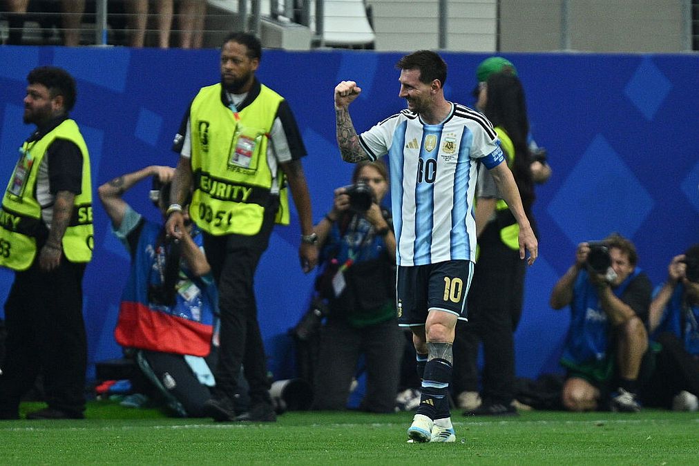 © Getty Images  | Mbappé aveva superato Messi con la doppietta al Senegal, poi le cinque reti di Leo in due gare. E ora?