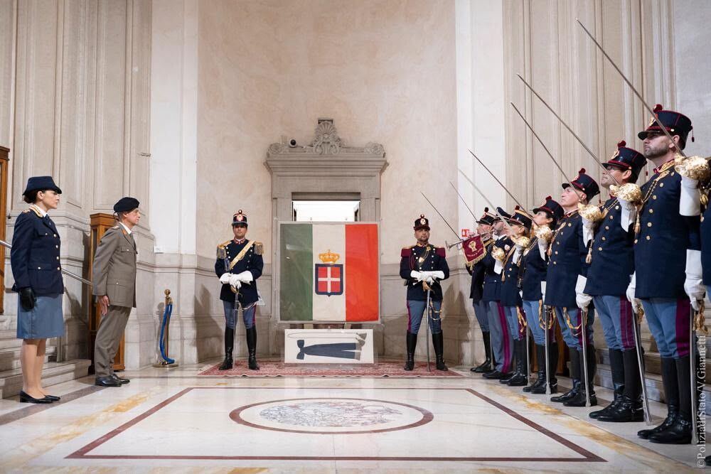 © Polizia  | A destra il Capo della polizia Vittorio Pisani, a sinistra il Vice Direttore della Pubblica Sicurezza il Prefetto Carmine Belfiore