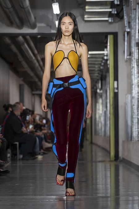 © Catwalk Pictures  | Moda estate 2026, i costumi da bagno da indossare anche in città: Courrèges
