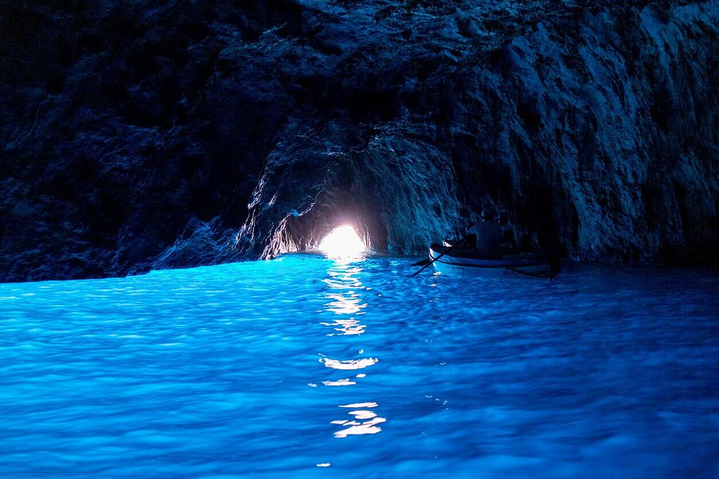 © Istockphoto  | Grotta Azzurra (Capri, Italia) 
