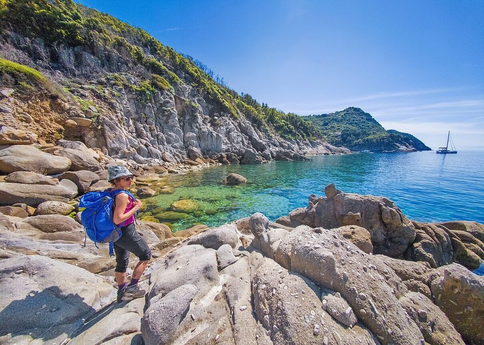 © Istockphoto  | L'isola d'Elba offre molti tracciati per trekking anche decisamente impegnativi