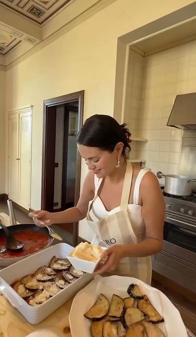 © Instagram @selenagomez  | Selena Gomez in vacanza con Benny Blanco in Italia