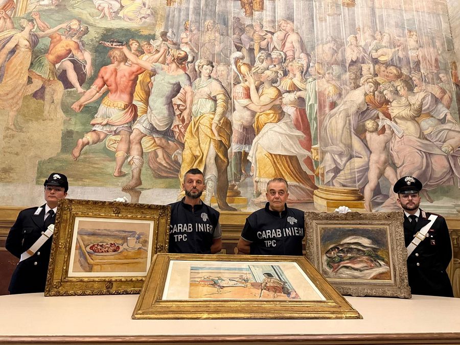 © Ansa  | Uno dei due Van Gogh rubati nel 2002 ad Amsterdam: furono ritrovati 14 anni dopo