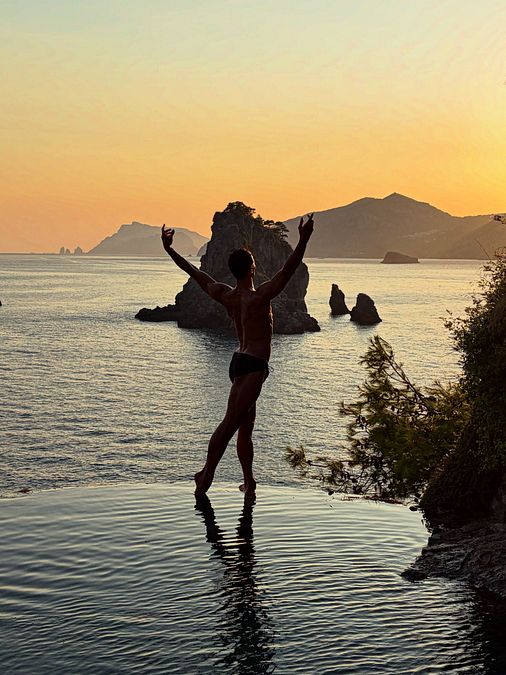 © Instagram @robertobolle 