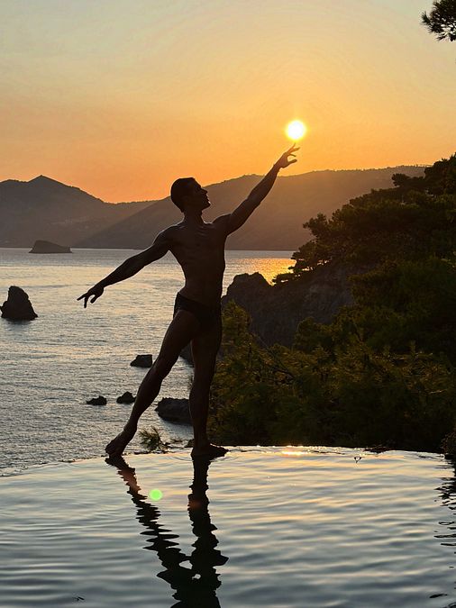 © Instagram @robertobolle 