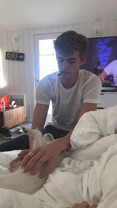© Instagram  | Presley Gerber e Charlotte D'Alessio