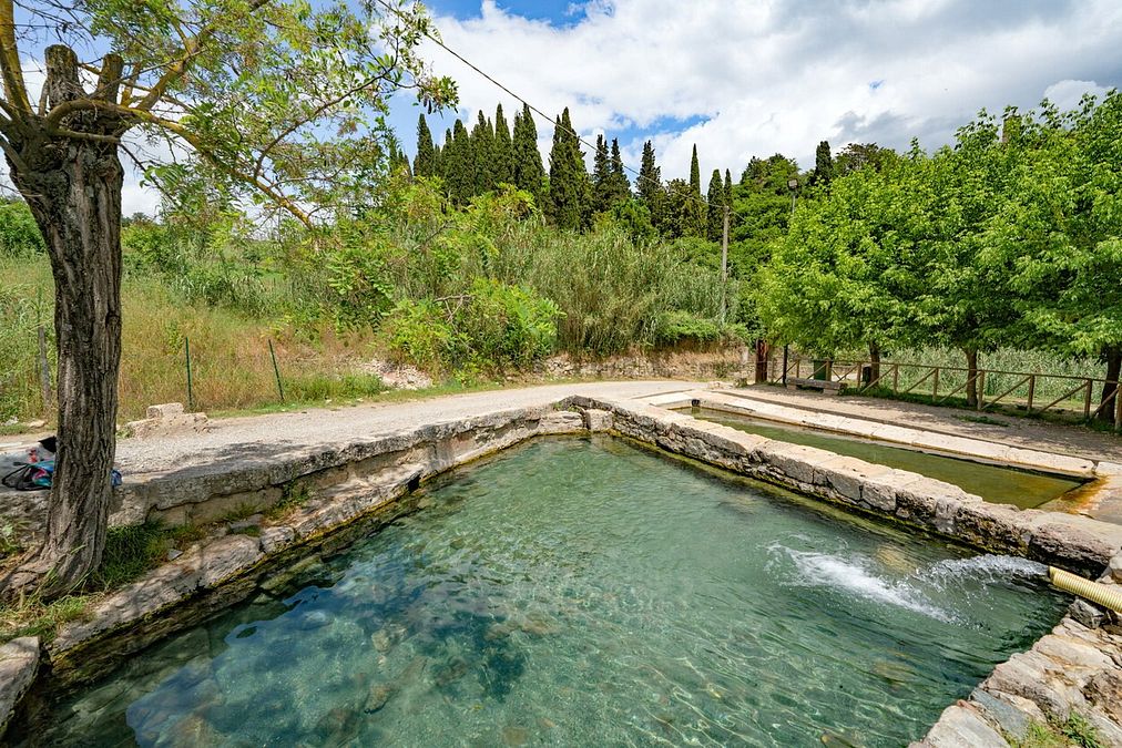 © Istockphoto  |  Le Cascate del Mulino, Saturnia (Toscana)