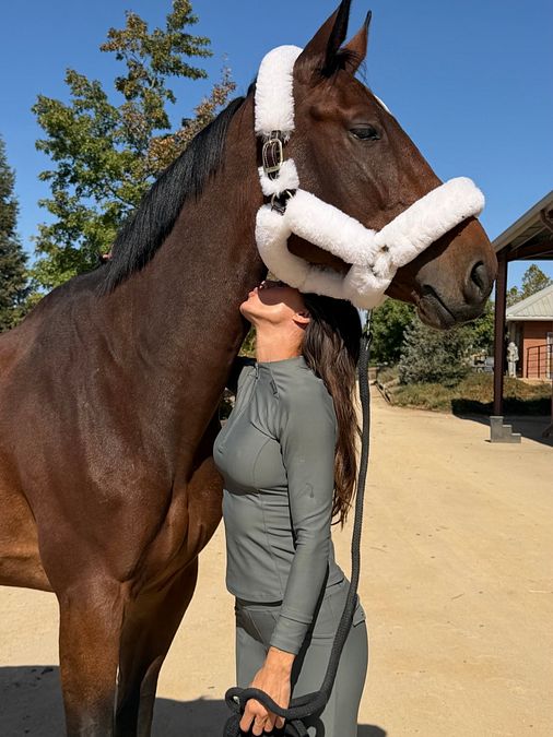 © Instagram  | Elisabetta Canalis indossa un abito con effetto vedo-non-vedo