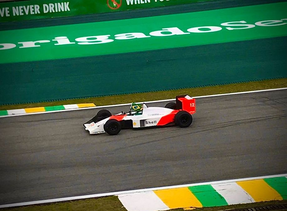   | 6 novembre 1993: Ayrton Senna ai box McLaren