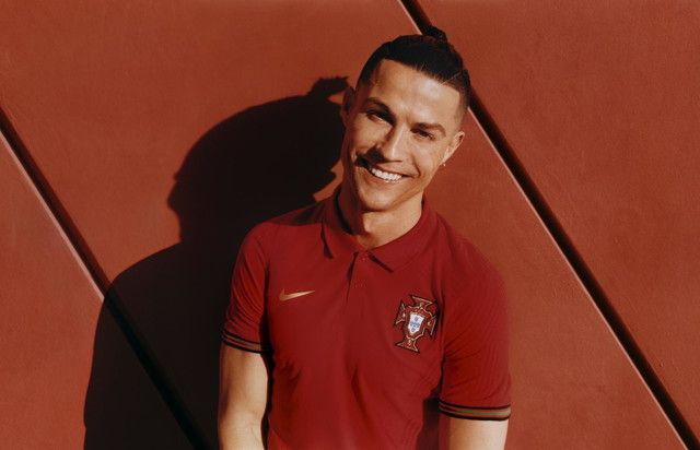 © nike 