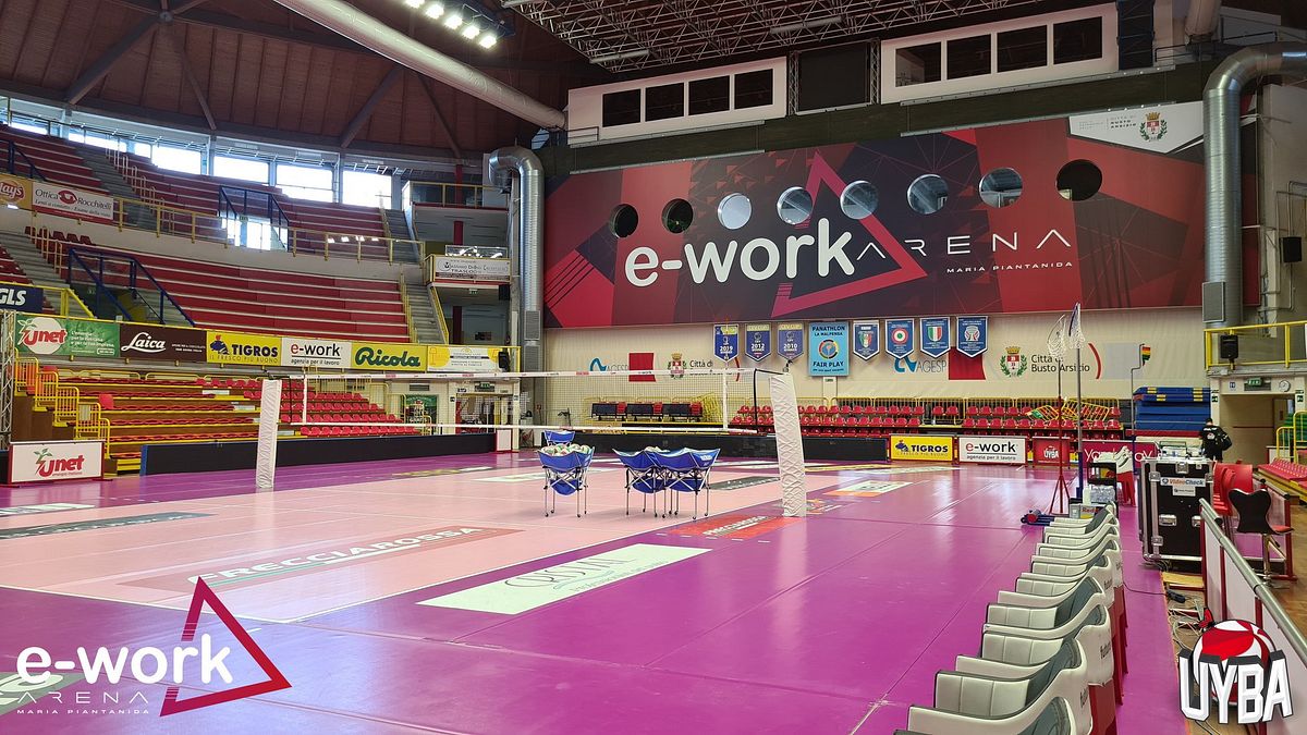 © UYBA Volley  | Il teatro delle storie sportive e delle imprese storiche della UYBA Volley cambia denominazione: inaugurato nel 1997 e dal 2007 Palayamamay, diventa e-work Arena. 