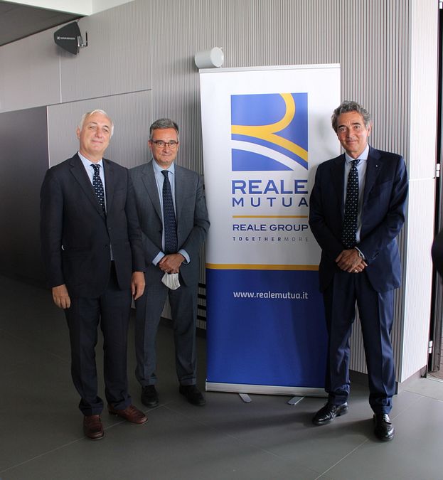 © Reale Mutua Fenera Chieri  | La splendida cornice del Cral Reale Mutua in corso Agnelli, a Torino, ha ospitato la presentazione della Reale Mutua Fenera Chieri 76. Un appuntamento di inizio stagione che ormai è anche una piacevole tradizione. 