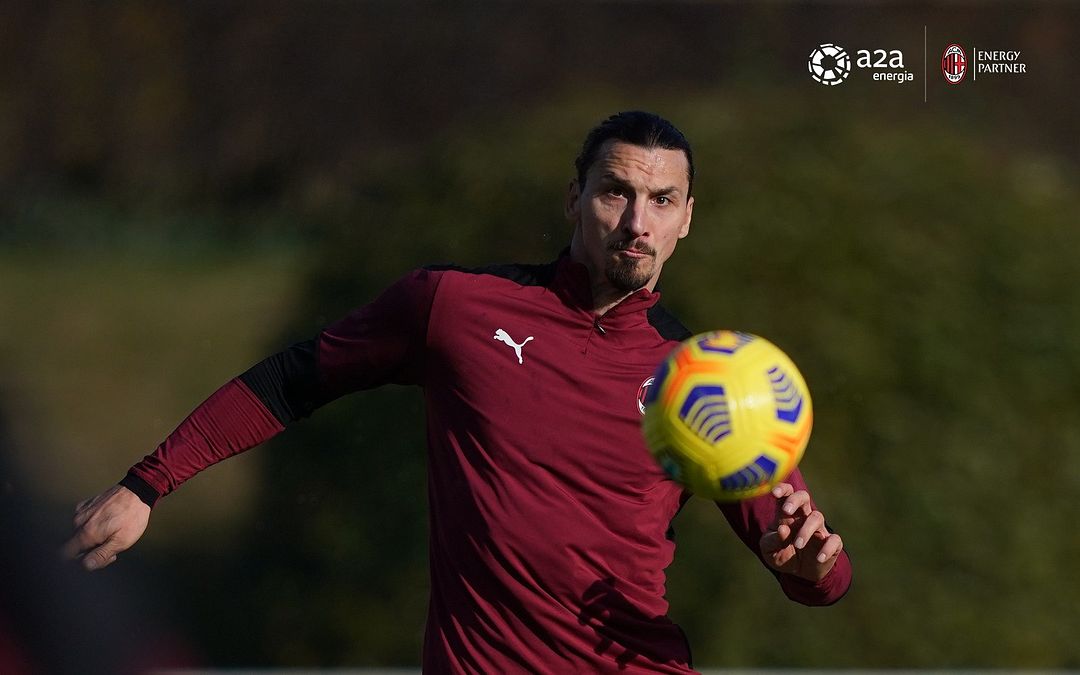 © acmilan.com 