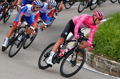 © Getty Images  | Victor Lafay ha vinto l’ottava tappa del Giro d’Italia. Al secondo e terzo posto si sono classificati i compagni di fuga Francesco Gavazzi e Nikias Arndt.