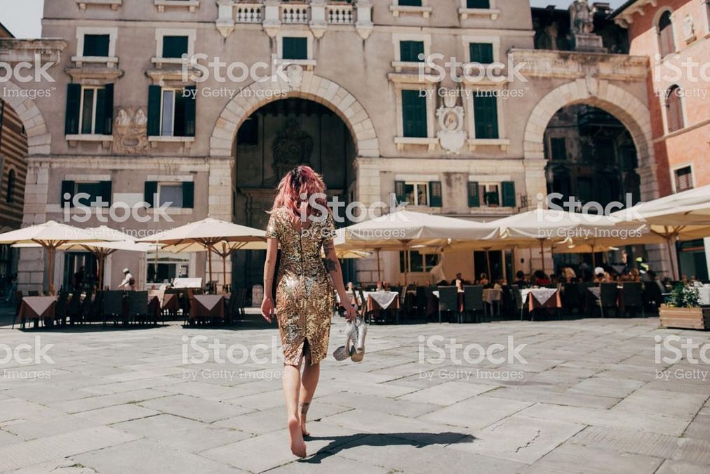 © istockphoto  | Non c’è donna che non vada pazza per le scarpe.