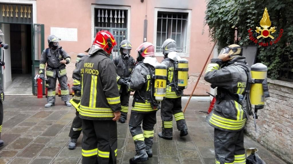 © vigili-del-fuoco 
